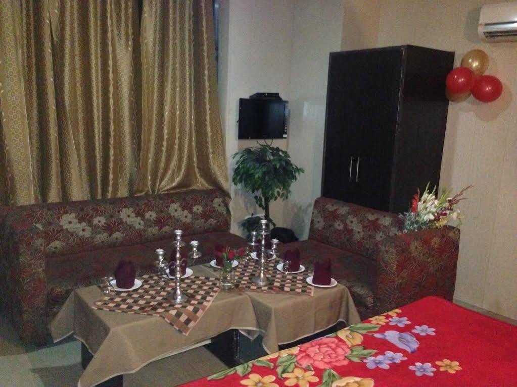 Hotel Silver Stone Ludhiana Exterior foto